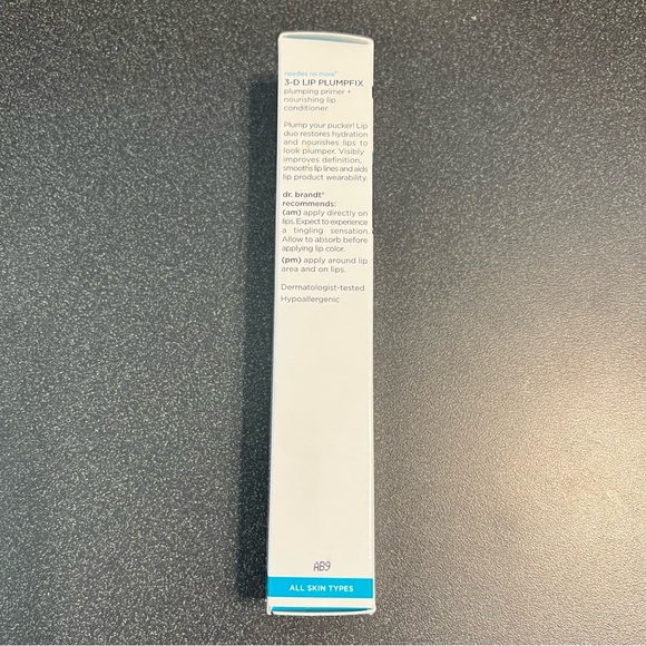 Dr. Brandt • needles no more® 3-D LIP PLUMPFIX - Picture 14 of 14